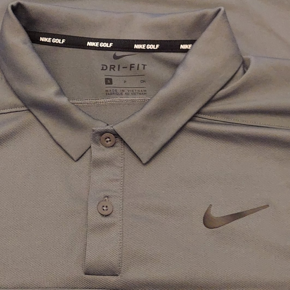Nike Golf Button Up - image 3
